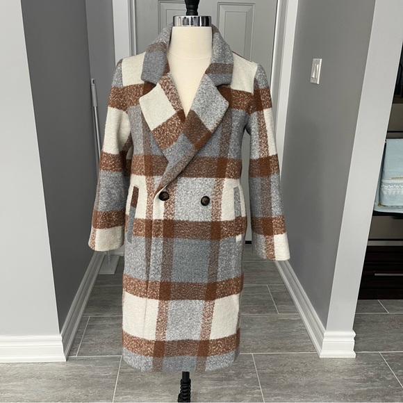 Coat size S - Picture 1 of 6